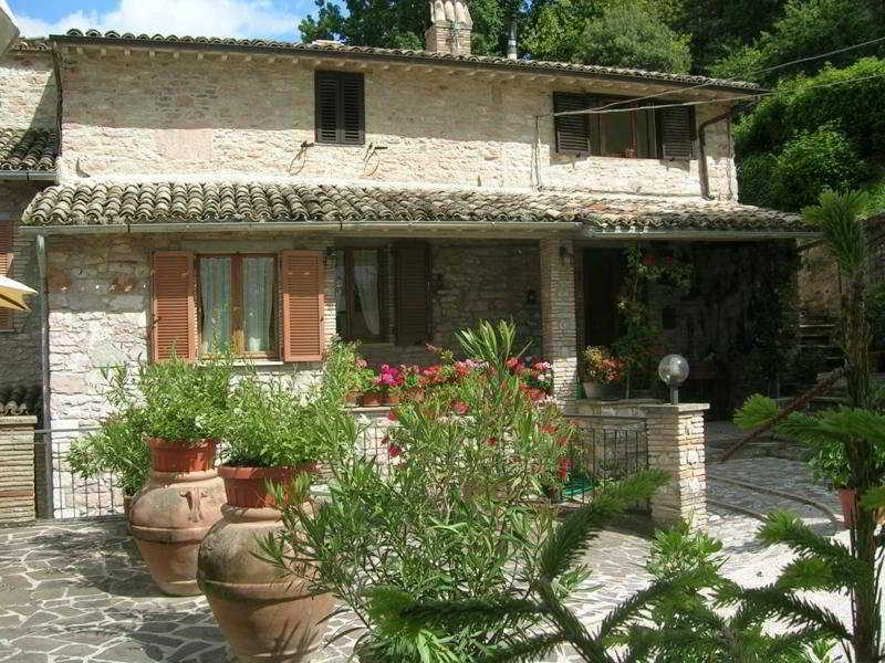 La Terrazza Del Subasio Couette-café 2*