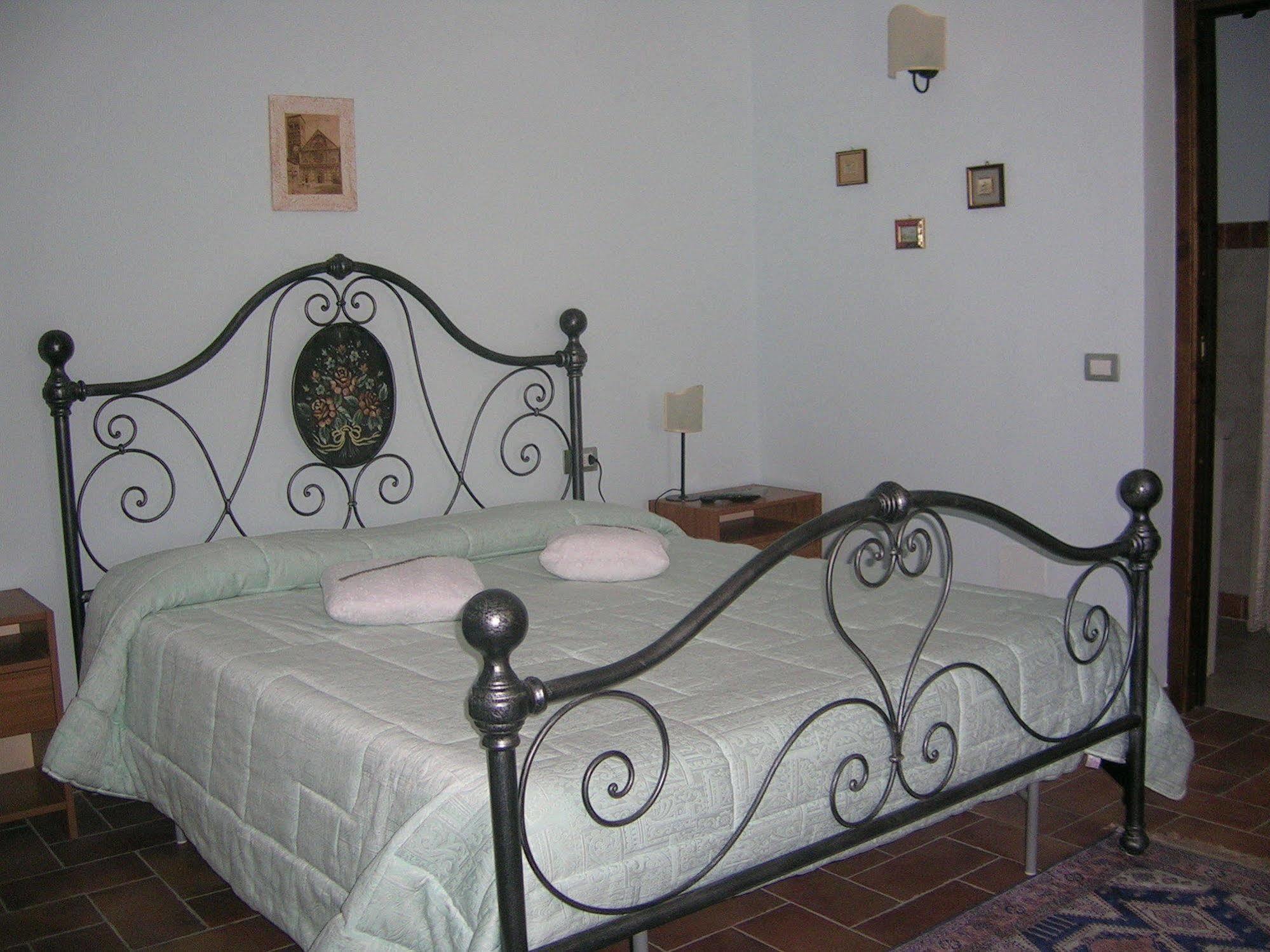 La Terrazza Del Subasio Couette-café Assise